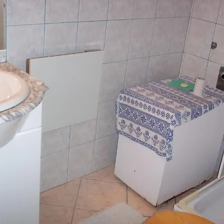 Apartamento In Mit Terrasse Und Grill By Interhome *